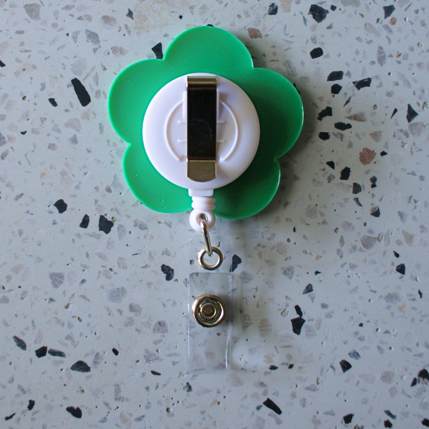 Green Daisy Badge Reel